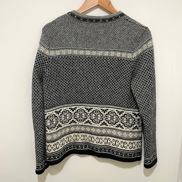 Skyr Women's Wool Cardigan Sweater, Size Small - Picture 10 of 12